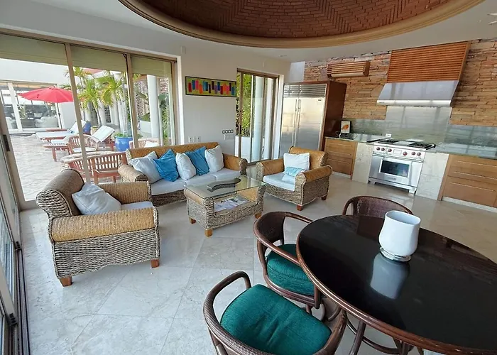 Pedregal With 75-ft Pool And Panoramic Views