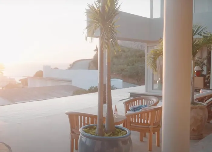 Pedregal With 75-ft Pool And Panoramic Views
