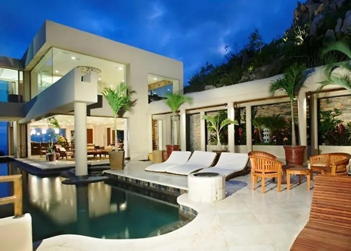 Pedregal With 75-ft Pool And Panoramic Views *